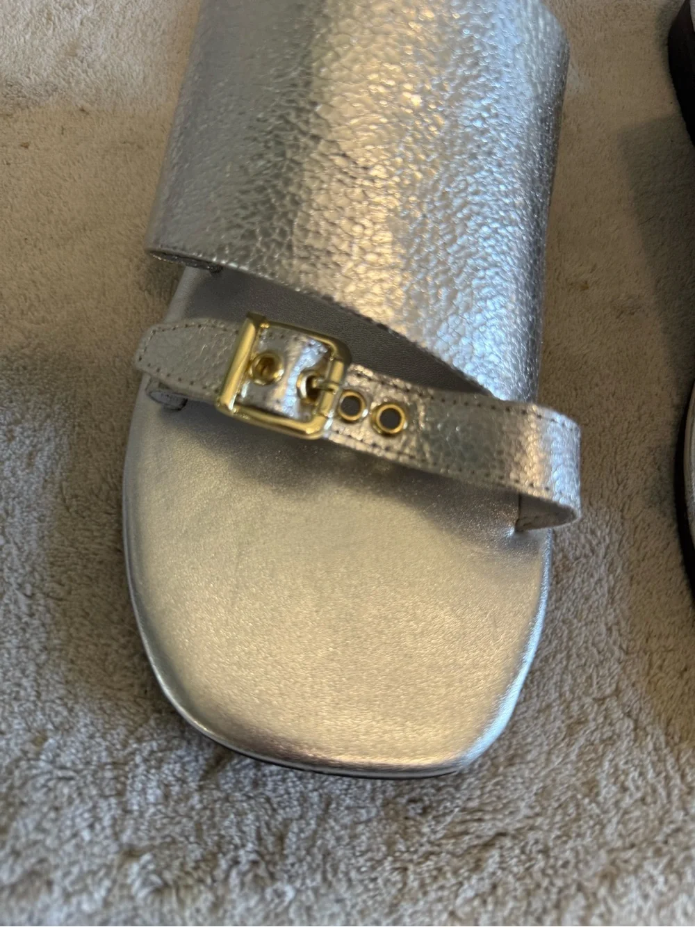 Free People Mila Metallic Silver Women’s Slide Sandals with Toe Strap NEW